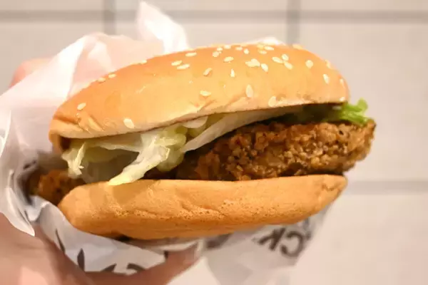 「【本日】マクドナルド「ご当地マック」3品新登場！名古屋の手羽先風バーガーも」の画像