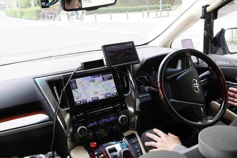 裸眼3D×立体音響×香りで五感を刺激！ 「ぼっち・ざ・ろっく！」コラボタクシーに乗ってきた