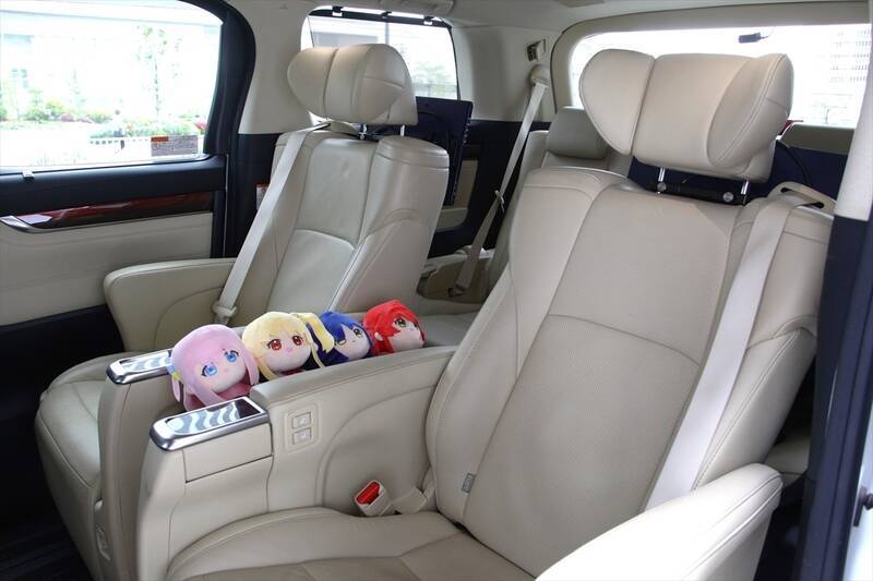 裸眼3D×立体音響×香りで五感を刺激！ 「ぼっち・ざ・ろっく！」コラボタクシーに乗ってきた