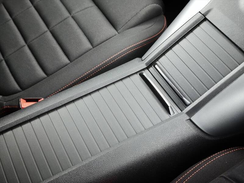 国産ミニバンに飽きたらコレ！ クセ強なフランス車「ベルランゴ」は長距離ドライブの最高の相棒だった