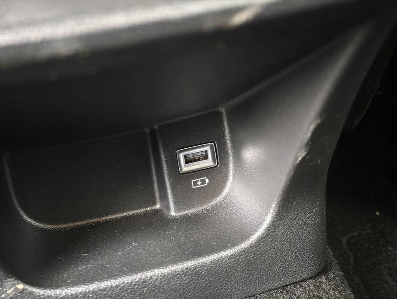 国産ミニバンに飽きたらコレ！ クセ強なフランス車「ベルランゴ」は長距離ドライブの最高の相棒だった