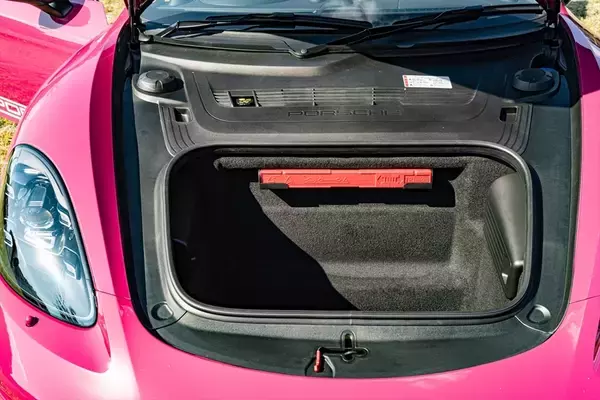 「718 ボクスターは、最も走りにストイックなポルシェだった！」の画像