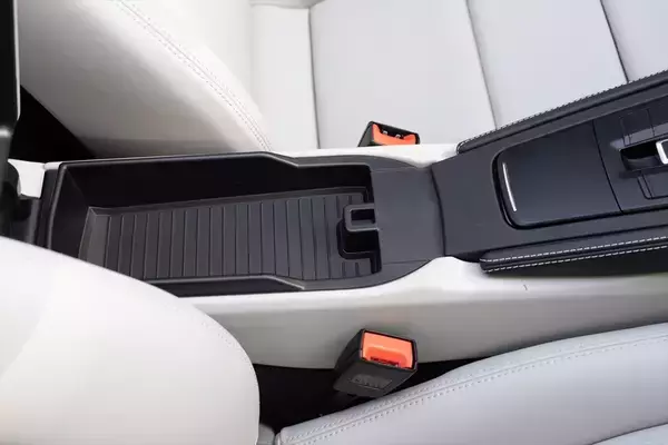 「718 ボクスターは、最も走りにストイックなポルシェだった！」の画像