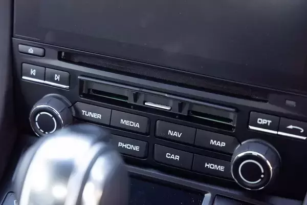 「718 ボクスターは、最も走りにストイックなポルシェだった！」の画像