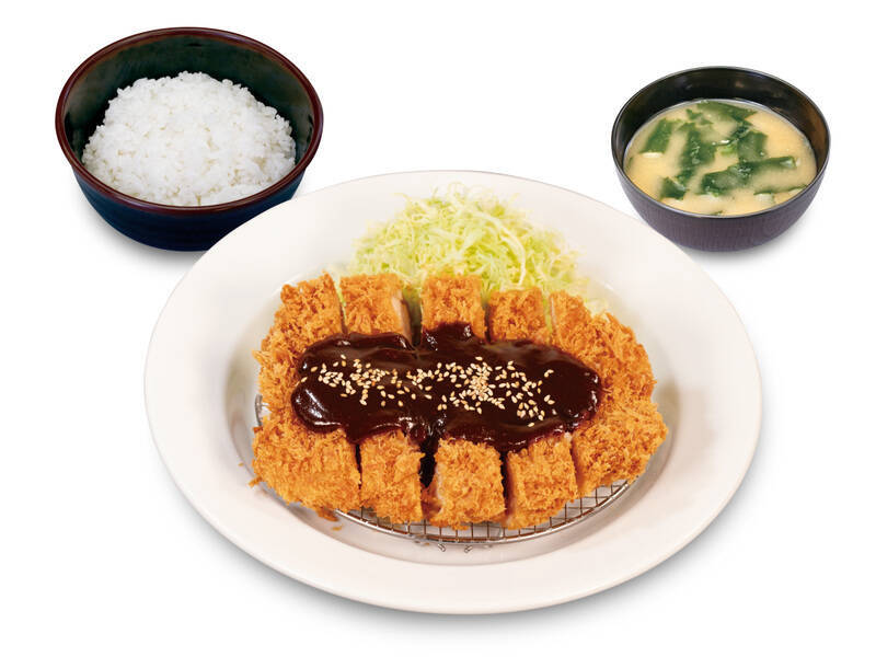 デカすぎ！200g級「ジャンボチキンかつ」松のやに爆誕　うまトマ版も