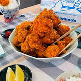 「ヤバ！すべてが1kg「ドミノデカ盛り祭」ポテトもからあげも超ボリューミー」の画像6