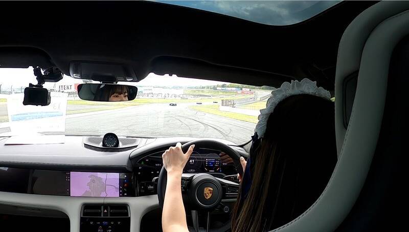 史上初づくし!? アイドルがポルシェ・タイカンで富士スピードウェイを爆走