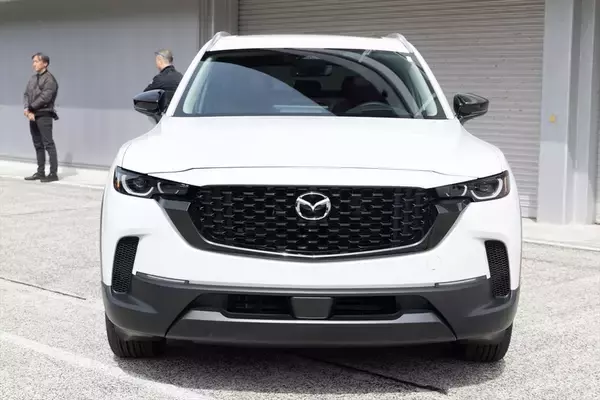 「「日本でも売って！」マツダの海外専売SUV＆EVを試乗して見えた、仕向地ごとの見事な味付け」の画像