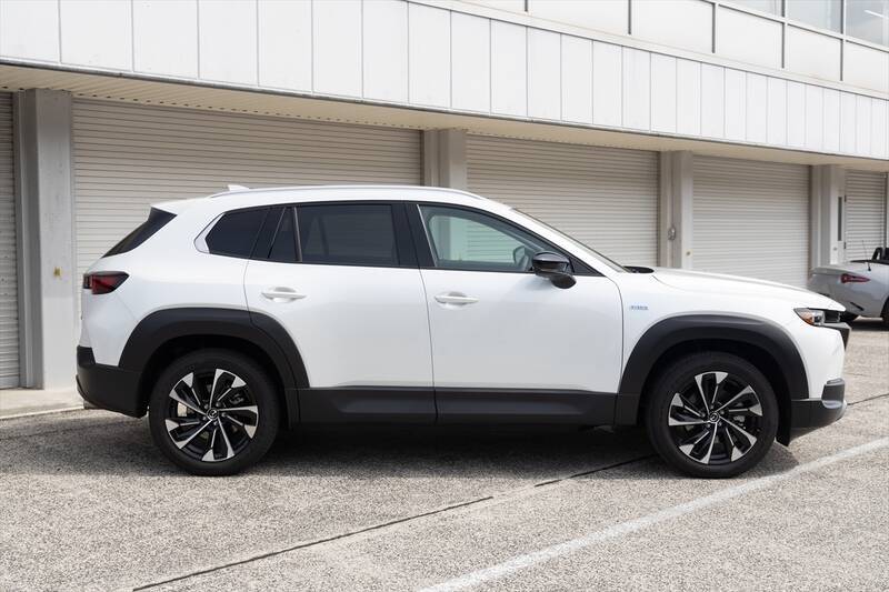 「日本でも売って！」マツダの海外専売SUV＆EVを試乗して見えた、仕向地ごとの見事な味付け