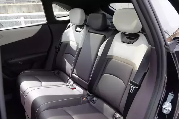 「「日本でも売って！」マツダの海外専売SUV＆EVを試乗して見えた、仕向地ごとの見事な味付け」の画像