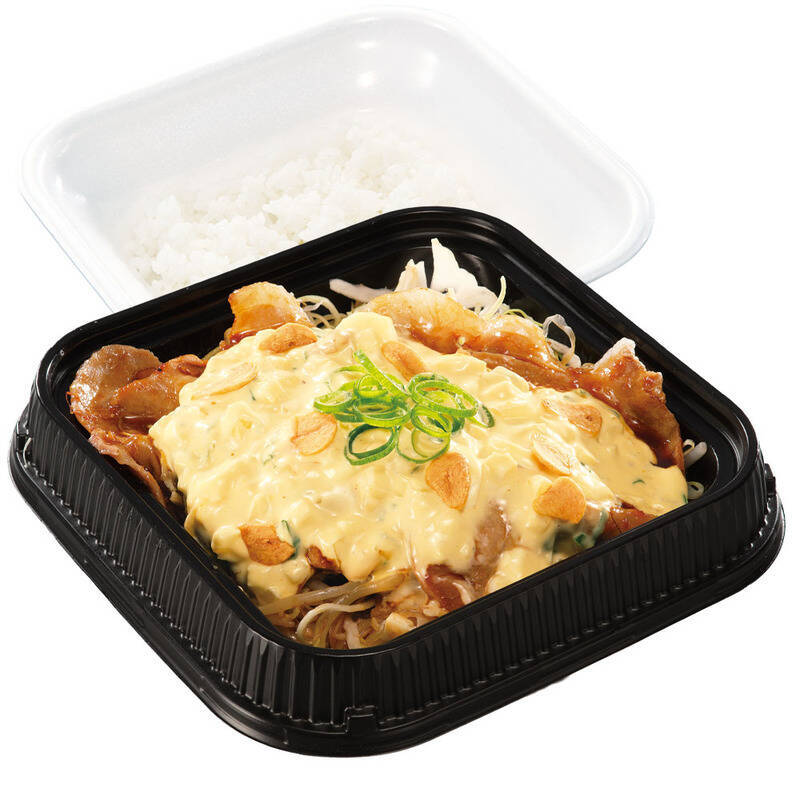 からやま本気の「しょうが焼き定食」 鉄板スタイルで熱々！