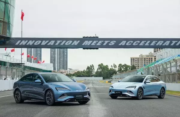 100km/hまでわずか3.8秒！ BYDの新たなEV「SEAL」を日本上陸前に中国のサーキットで試した