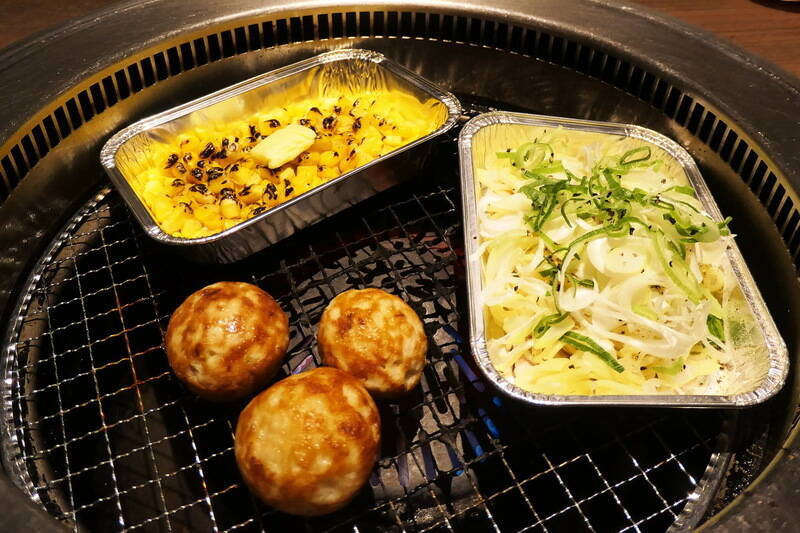 【本日】牛角で「たこ焼き」「焼きそば」も！屋台メニュー多数の夏祭り開幕