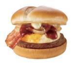 「チーズこく旨！秋限定の「ベーコンエッグバーガー」はWソースが決め手」の画像5