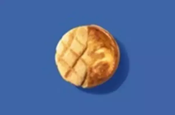 「この発想はなかった！ ファミマの“裏表で違うパン”が欲張りでスゴイ」の画像