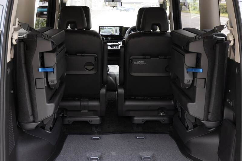 e-4ORCEでついに完成形へ！ 35周年の日産のミニバン「セレナ」が選ばれ続ける理由