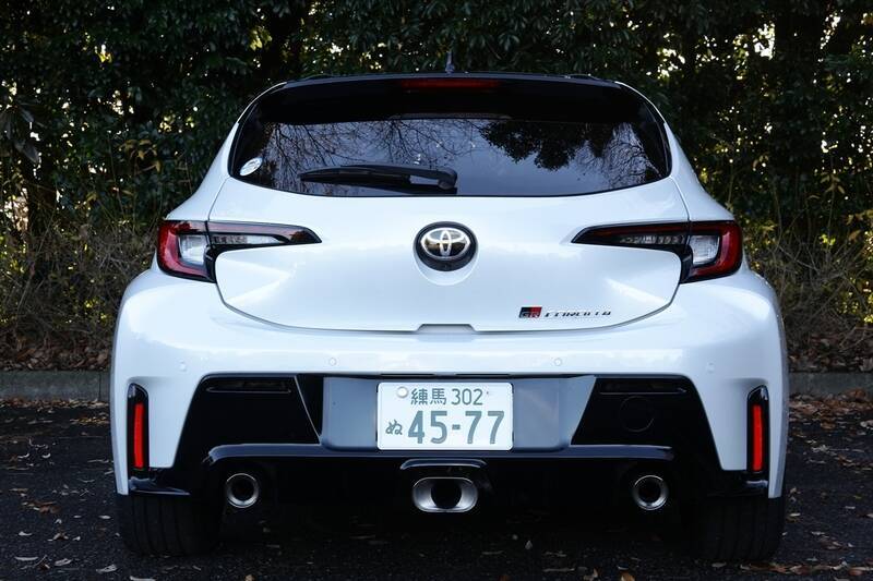 もはやMT派も黙る？ 「GRカローラ」のGR-DATによる爆速シフトダウンが楽しい！