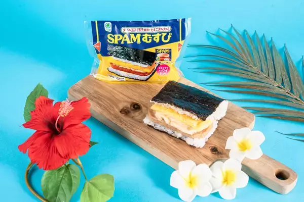 「ファミマ、ハワイフェア9品登場！ ロコモコ、ガーリックシュリンプなどめちゃうまそ」の画像