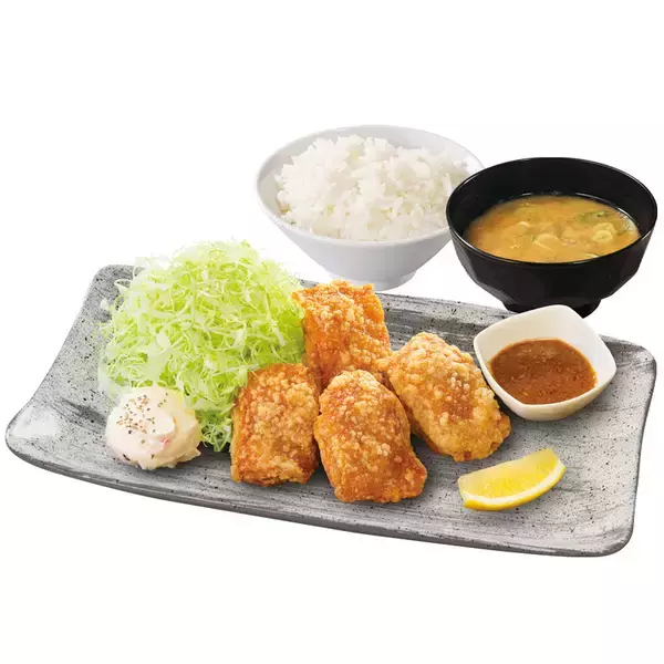 「大きくて人気！からやまの「からあげ」が値下げで118円に！【1週間限定】」の画像