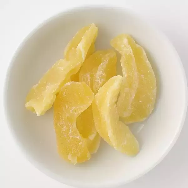 「夢のよう！一部ローソン、ナチュロでチョコの「量り売り」好きなチョコが思いのままとれる」の画像