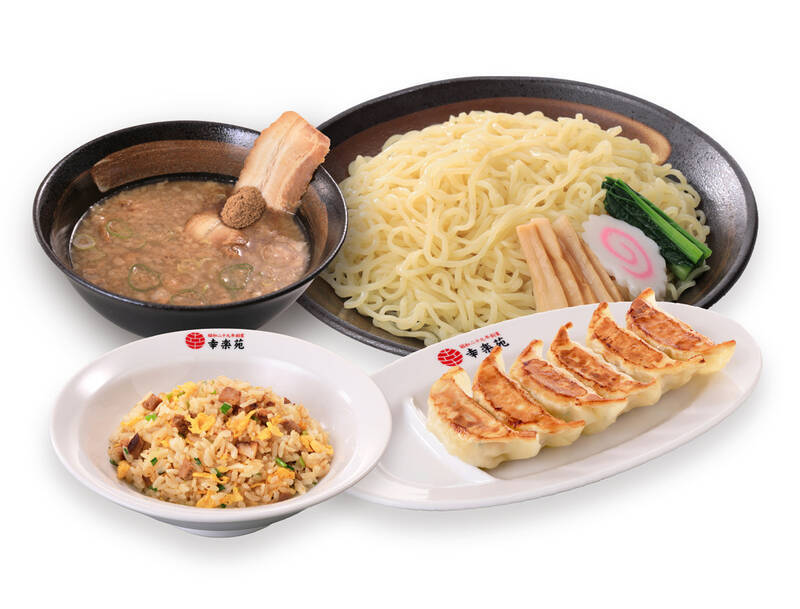 幸楽苑、濃厚魚介豚骨つけめん復活　麺1.5玉でガッツリ