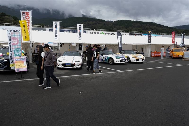 マツダファンフェスタ2025でメディアvs自動車メーカー連合軍の熱い戦いが繰り広げられていた！