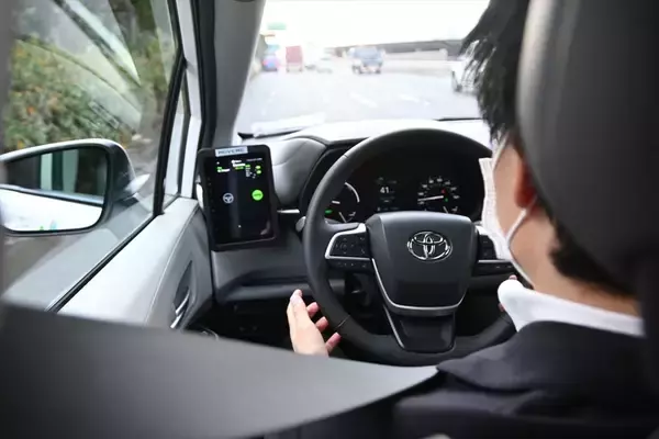 「【乗るなら今】MONETが、お台場で一般向け自動運転サービスを実施！ アプリダウンロードで無料体験」の画像