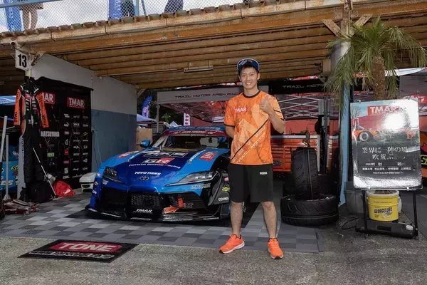 「クラッシュから一転！ 川畑選手が3位入賞でシリーズ2位に浮上したD1GP エビス大会」の画像