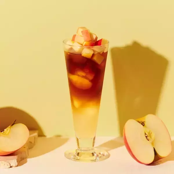 「【90円】本格アイスコーヒーがこの価格！表参道に魅力いっぱいのUCC期間限定ショップがオープン」の画像