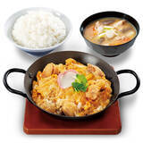 「肉欲全開！かつや「カツ入り親子丼」もはやカツ丼超え」の画像3