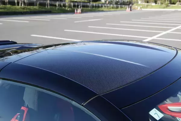 「コルベットの上位モデル「Z06」試乗！  圧倒的パワーのエンジンにシビれた」の画像