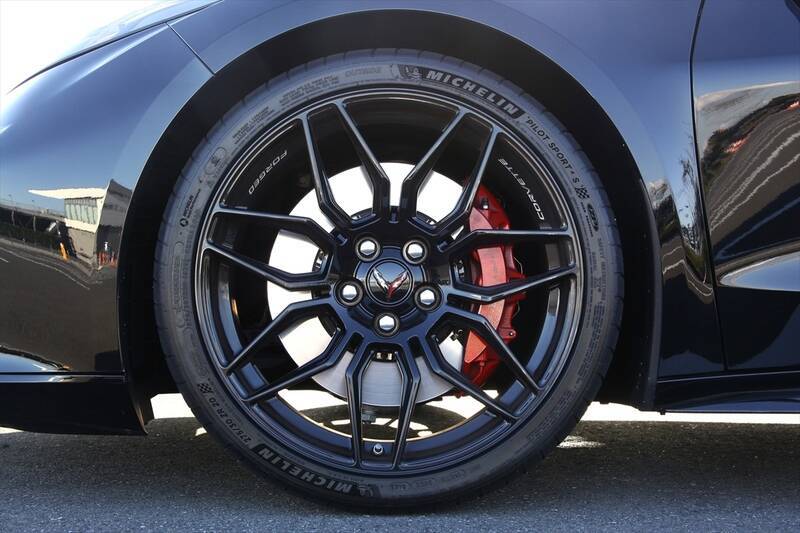 コルベットの上位モデル「Z06」試乗！  圧倒的パワーのエンジンにシビれた
