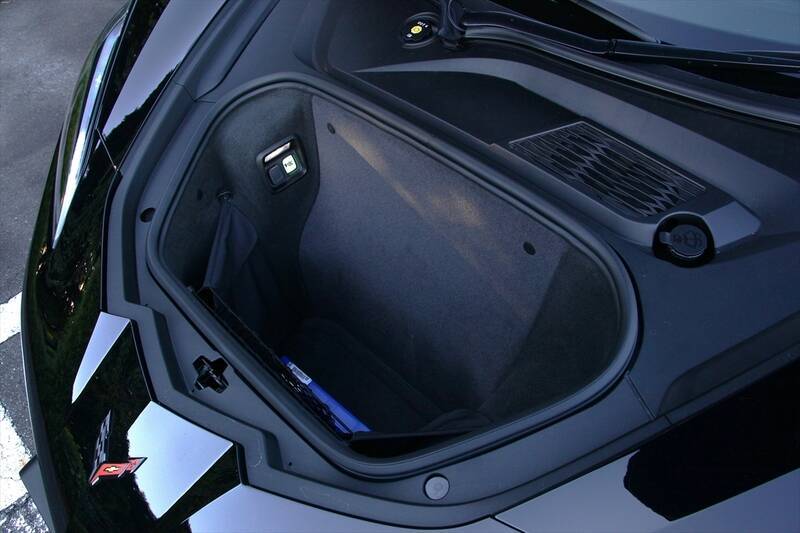 コルベットの上位モデル「Z06」試乗！  圧倒的パワーのエンジンにシビれた