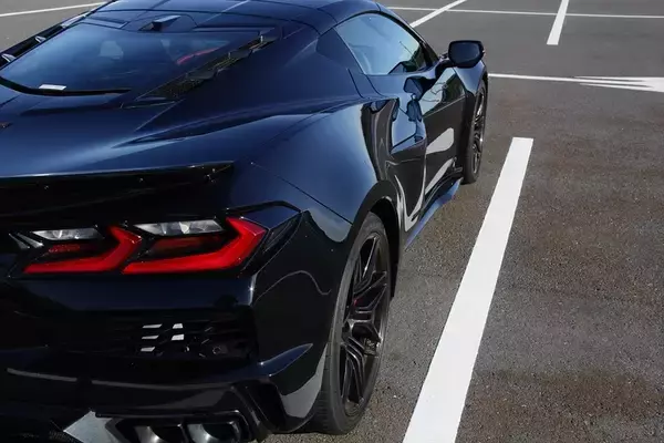 「コルベットの上位モデル「Z06」試乗！  圧倒的パワーのエンジンにシビれた」の画像