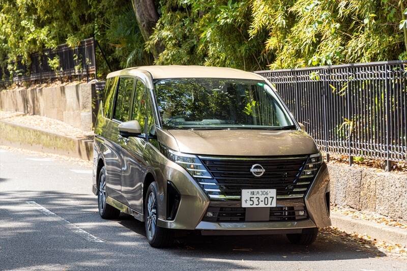 家族車＝ミニバンはもう古い？ あえてミニバンではなく「3列SUV」を選ぶ3つの理由