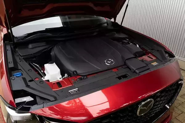 「家族車＝ミニバンはもう古い？ あえてミニバンではなく「3列SUV」を選ぶ3つの理由」の画像