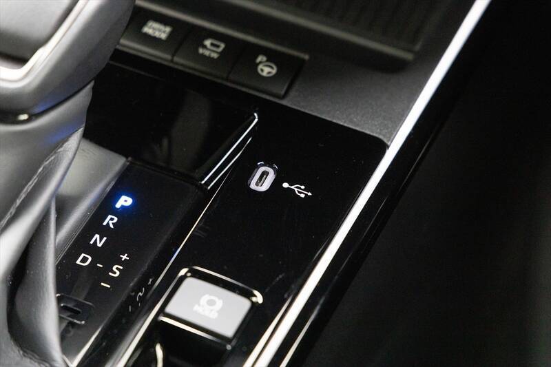 排気量アップでプラス38万円はバグ!? トヨタの良心「カローラクロス GR SPORT」がコスパ最強な理由