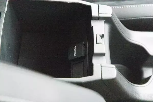 「排気量アップでプラス38万円はバグ!? トヨタの良心「カローラクロス GR SPORT」がコスパ最強な理由」の画像
