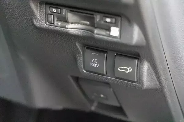 「排気量アップでプラス38万円はバグ!? トヨタの良心「カローラクロス GR SPORT」がコスパ最強な理由」の画像