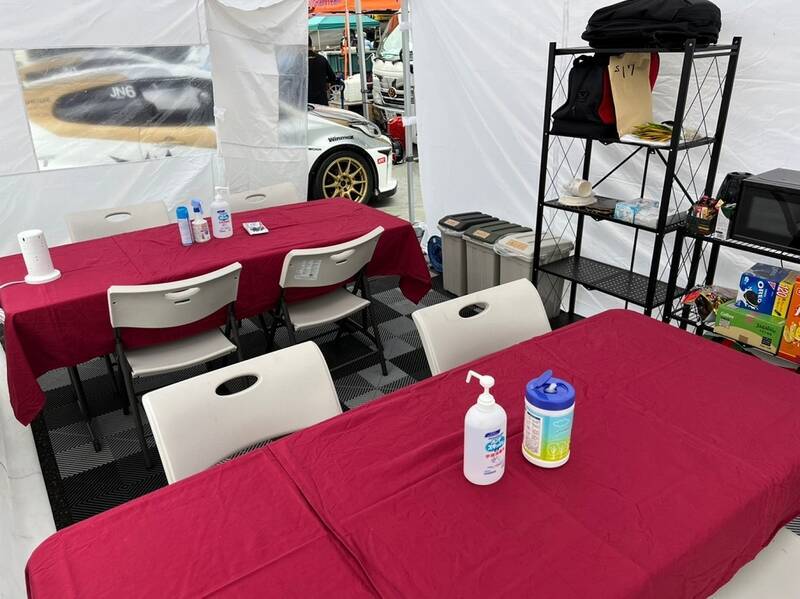 全日本ラリーで現役レースクイーン・荏崎ろあがメカニックとして大活躍！
