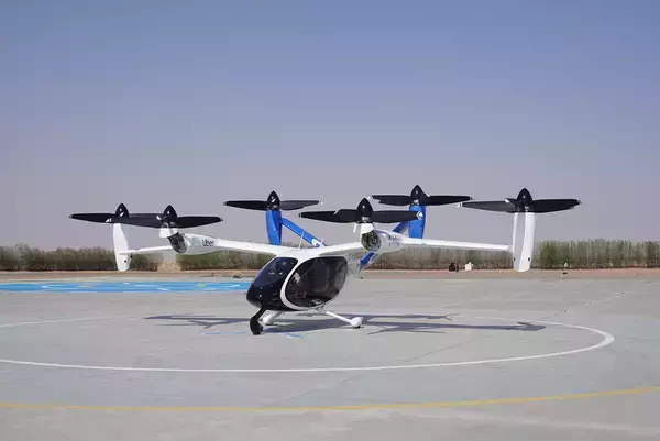 渋滞よ、さらば！ UberとJobyの「空飛ぶタクシー」が2026年内に開業へ ドバイでフライトデモを見た