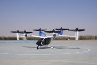 渋滞よ、さらば！ UberとJobyの「空飛ぶタクシー」が2026年内に開業へ ドバイでフライトデモを見た