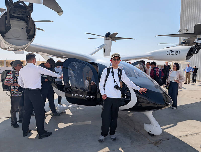 渋滞よ、さらば！ UberとJobyの「空飛ぶタクシー」が2026年内に開業へ ドバイでフライトデモを見た