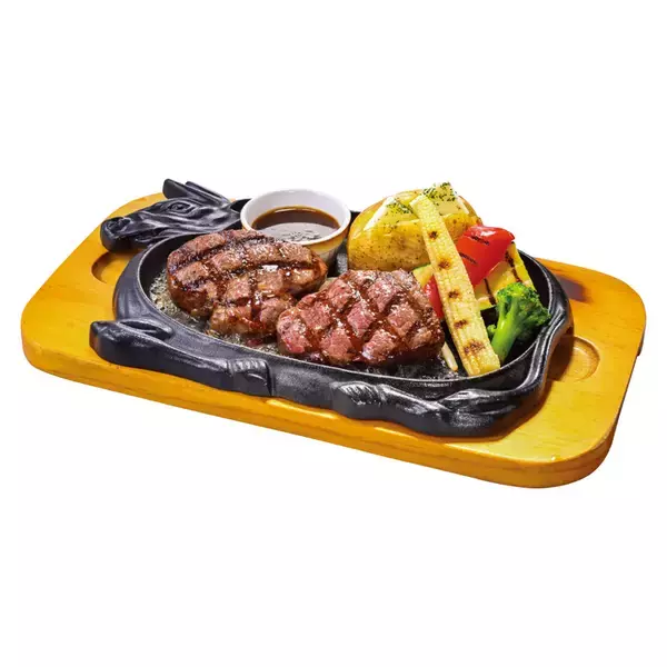 「厚切りヒレステーキが主役！300℃直火でジューシー、GWはご褒美に」の画像