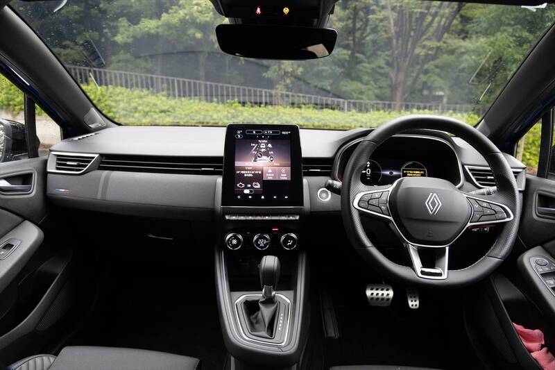 輸入車No.1の燃費とアルピーヌの走り！ ルノー「ルーテシア」が叶える欲張りな選択