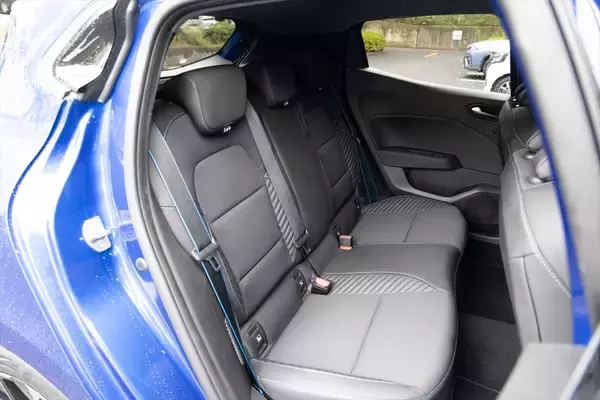 「輸入車No.1の燃費とアルピーヌの走り！ ルノー「ルーテシア」が叶える欲張りな選択」の画像