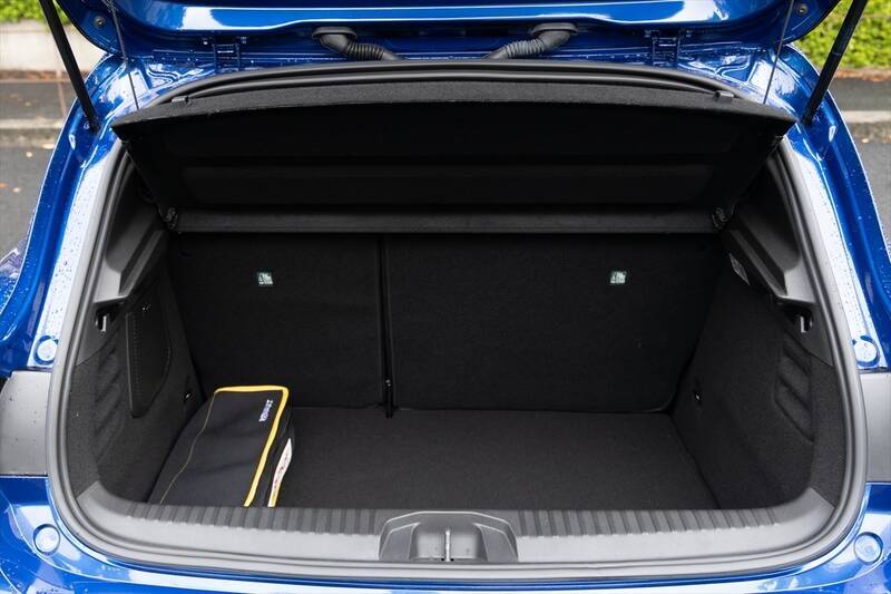 輸入車No.1の燃費とアルピーヌの走り！ ルノー「ルーテシア」が叶える欲張りな選択