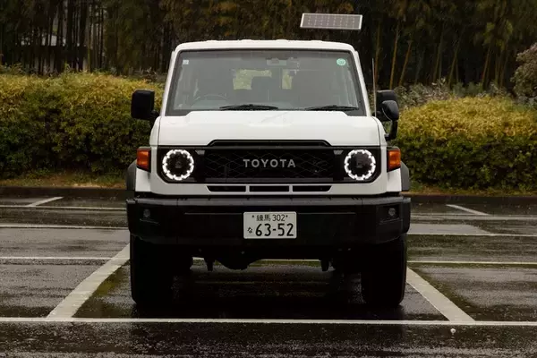「無骨でカッコイイ！ 500万円以下でSUVを買うならトヨタ「ランクル70」しかない」の画像