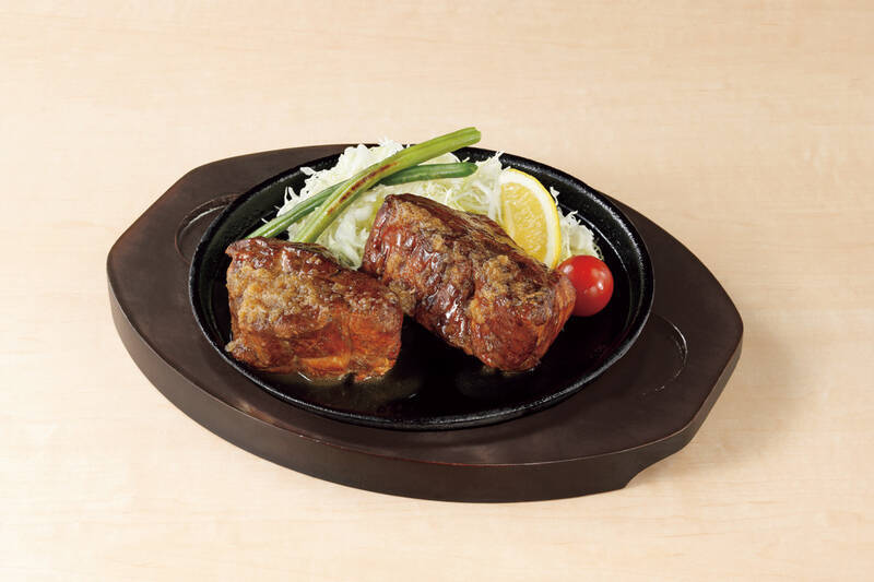 【本日から】ライス大盛り無料！ ステーキフェア開幕、4種肉コンボも！ デニーズの夏が茶色い