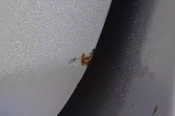 「中古車のサビとキズ、傾向と対策」の画像